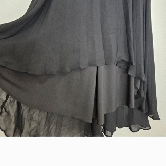 Banana Republic Maxi Dress - Picture 10 of 11